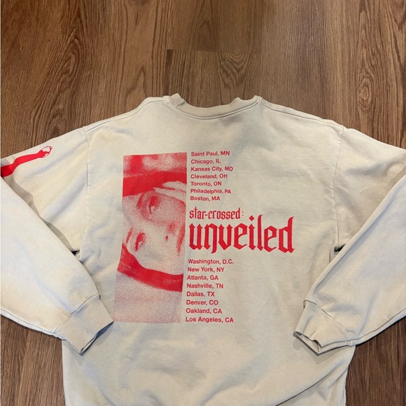 Tops - Kacy Musgraves Cream Sweatshirt with Red Graphic "star-crossed: unveiled"